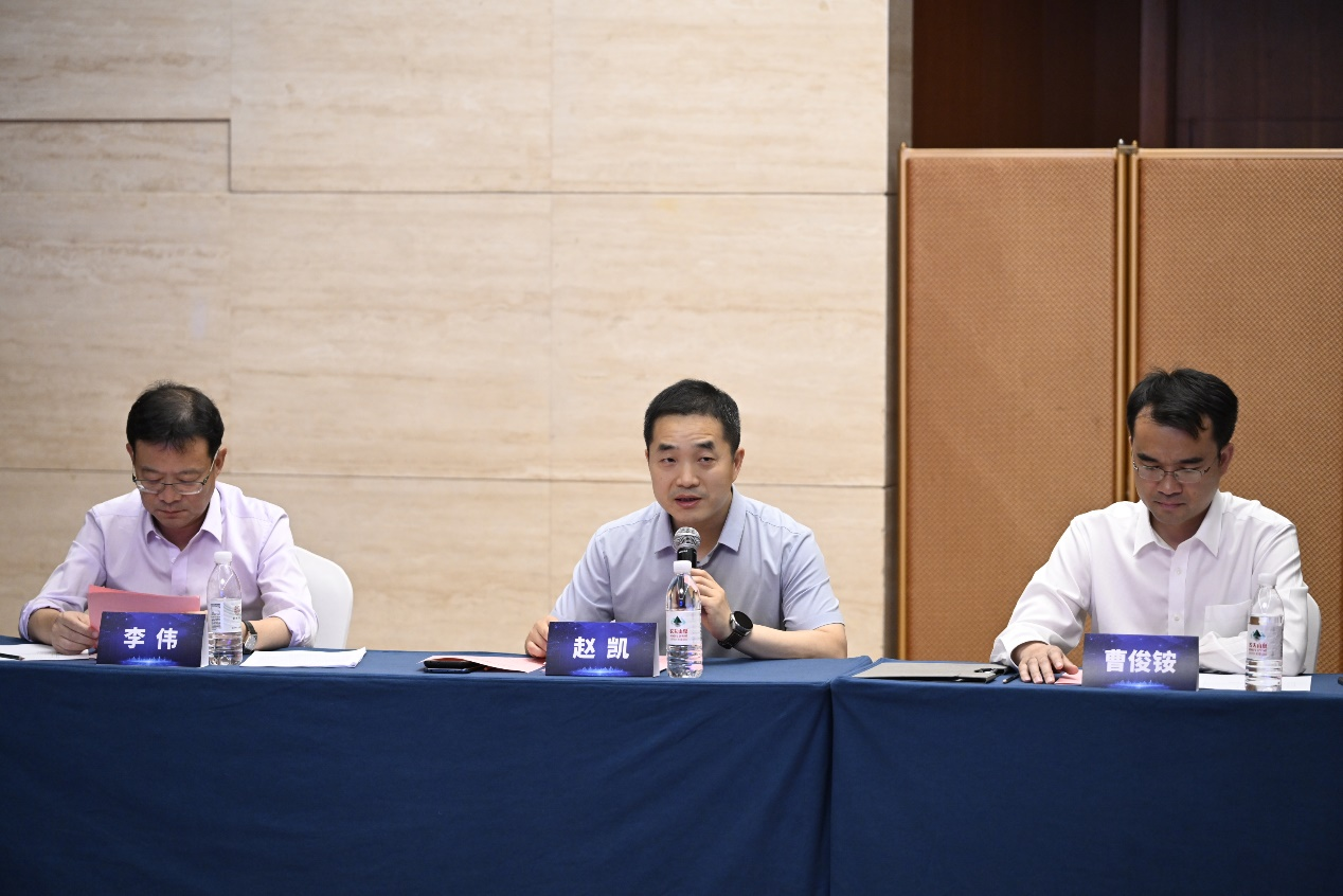 郑州中原科技城管委会常务副主任赵凯对活动举办表示热烈祝贺