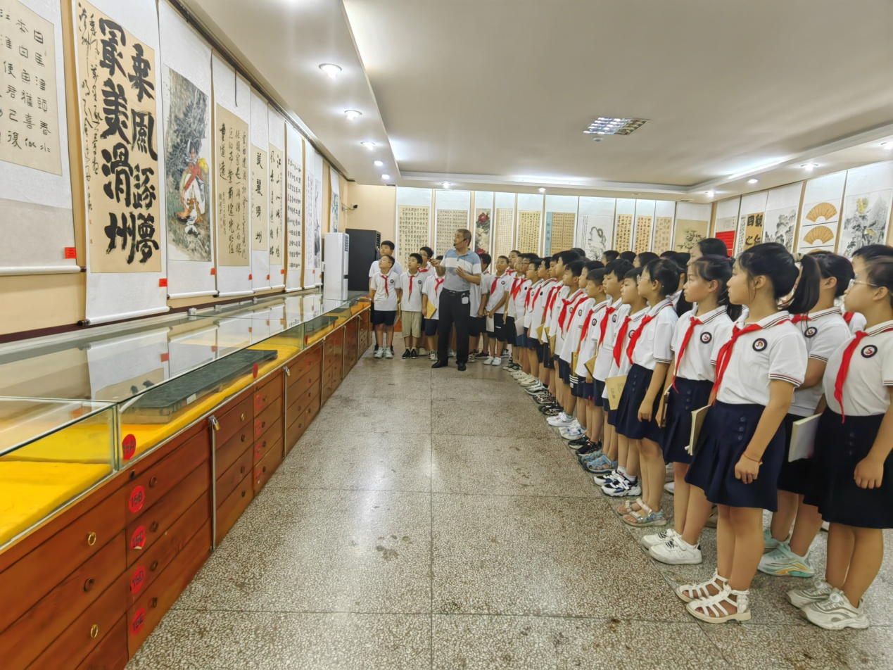 安阳滑县：欣赏书画艺术 感受民俗文化