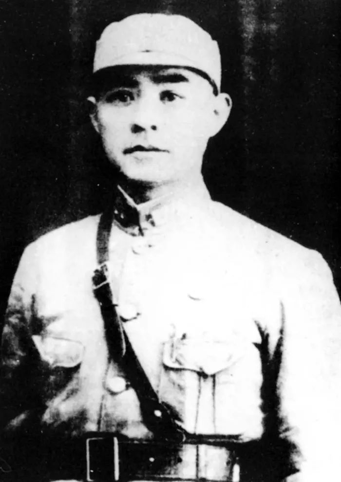 “日本投降了！中国胜利了！好多群众路上喊啊”78年前的今天，日本宣布无条件投降！(图12)