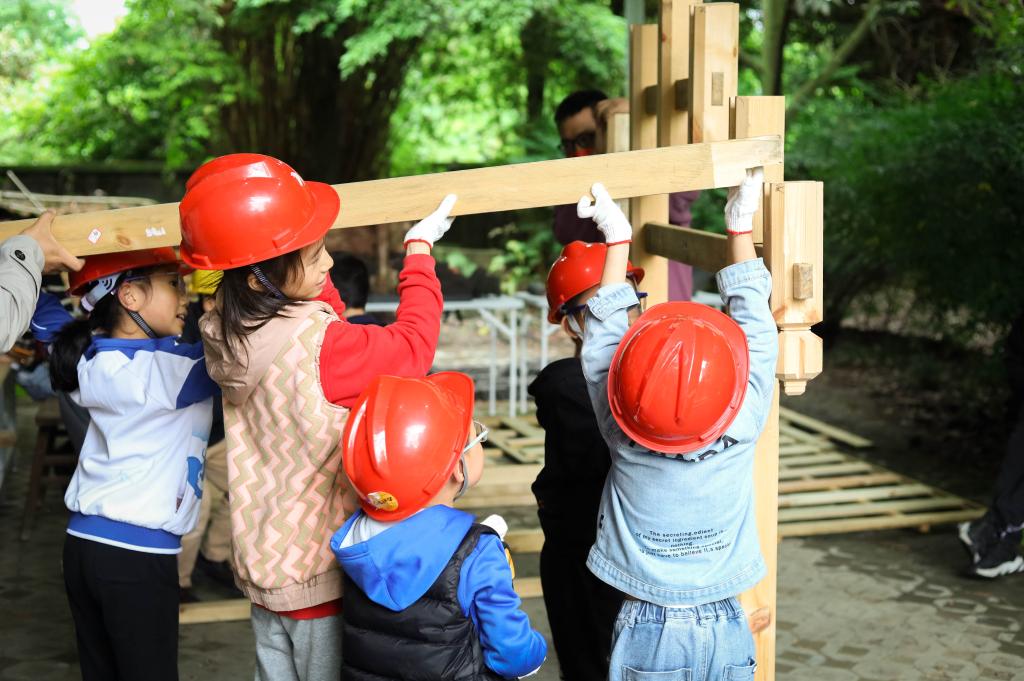规范研学市场 给孩子们一个“边游边学”的研学之旅