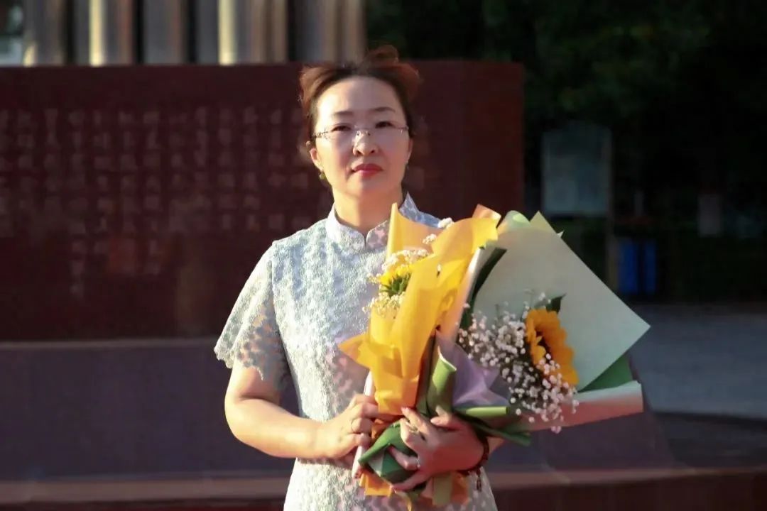 首页>河南卫视>正文>因为爱,所以用心,因为用心,所以走进孩子们的心灵