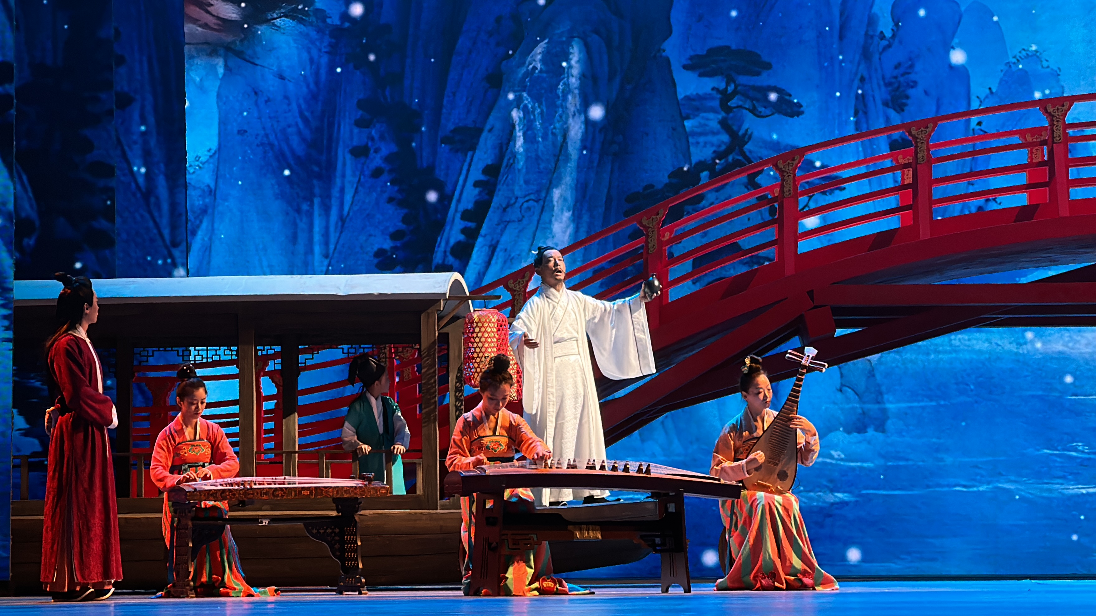 第七届中国诗歌节在河南郑州开幕