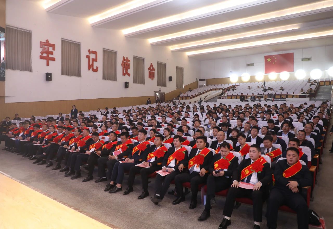 首页>濮阳>正文>在下午召开的清丰县高端人才讲座上,天津大学精密仪器