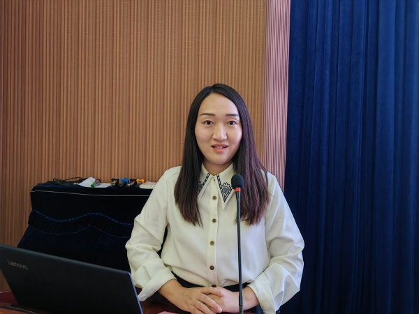 新闻中心>映象新闻>正文>王娜老师分享了自己赴北师