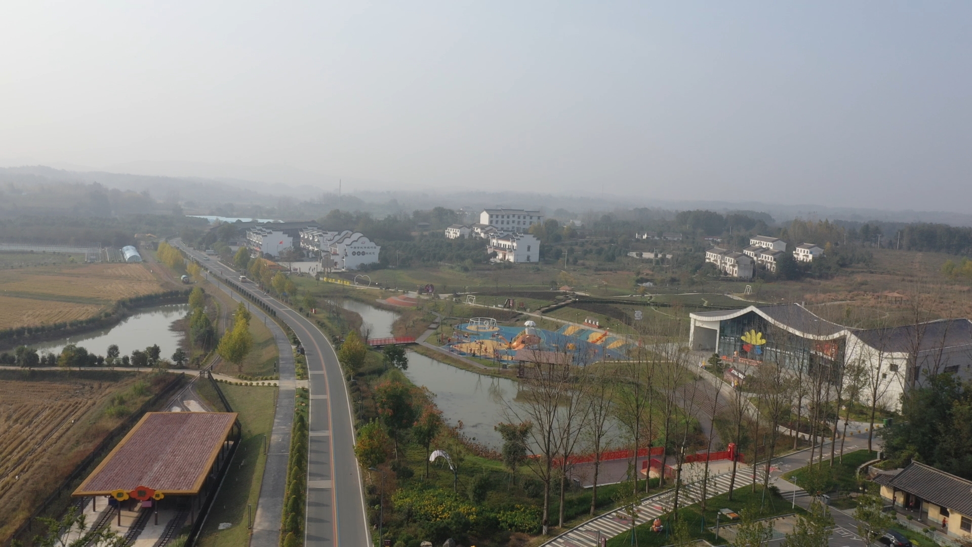 首页>河南新闻广播>正文>信阳光山县东岳村,一个沉淀了时光的小村落