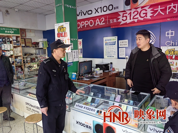 驻马店市公安局高新区分局古城派出所刘影：百姓心中有留影