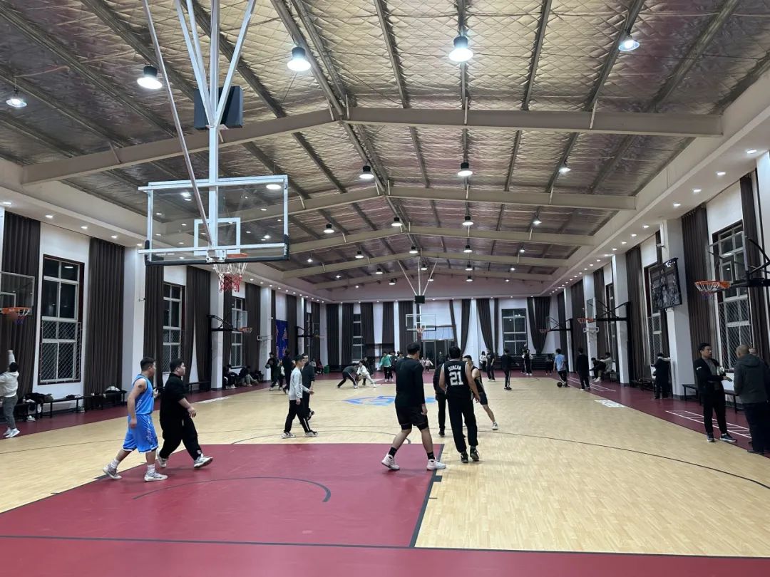 洛阳市伊滨区庞村活力打卡地就在西庞室内篮球场
