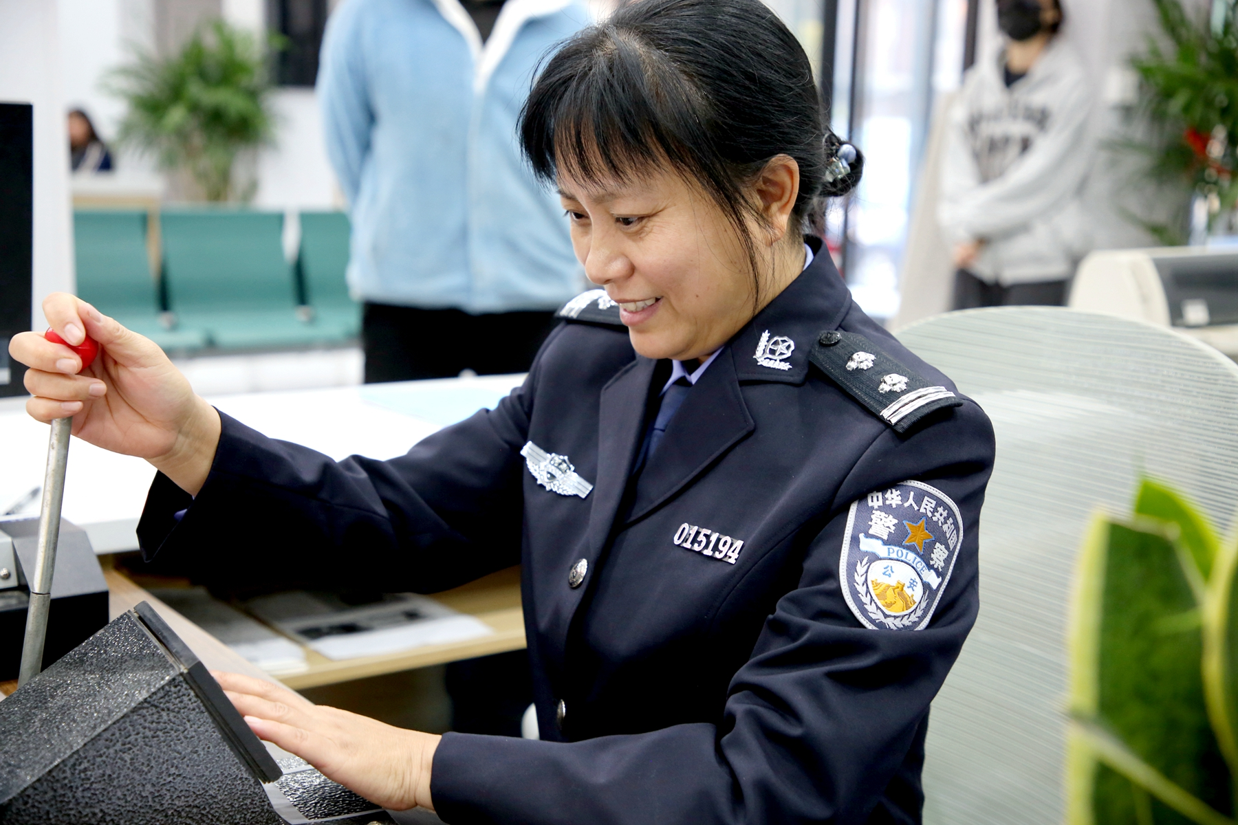 首页>河南法治报道>正文>户籍工作关系到生活的方方面面,陈奇珍告诫