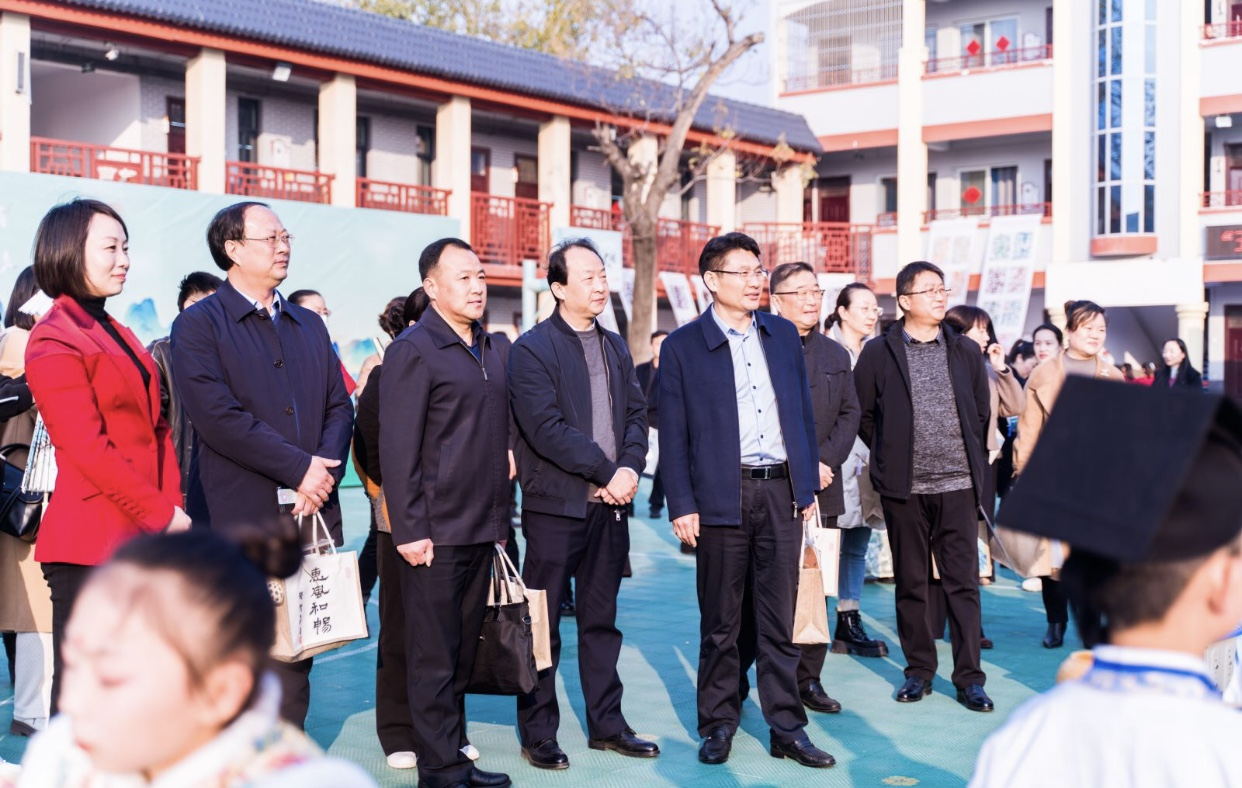 开封市顺河回族区举办“五育并举 社彩纷呈”学生社团文化节