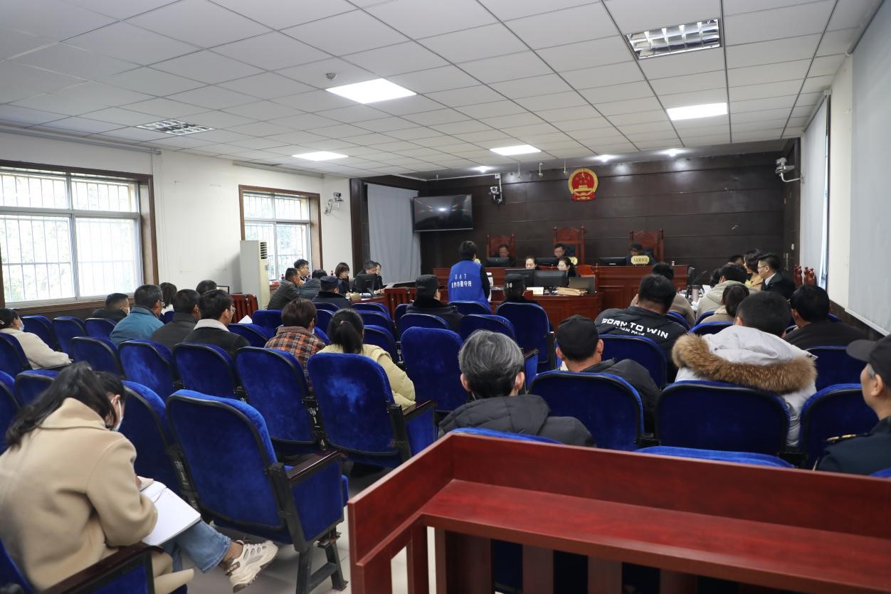 旁听引深思 敲响安全驾驶警钟