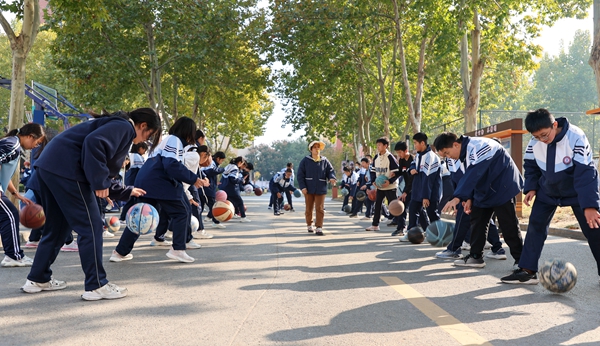 郑州市第五十八中学“四个好”教育活动见成效