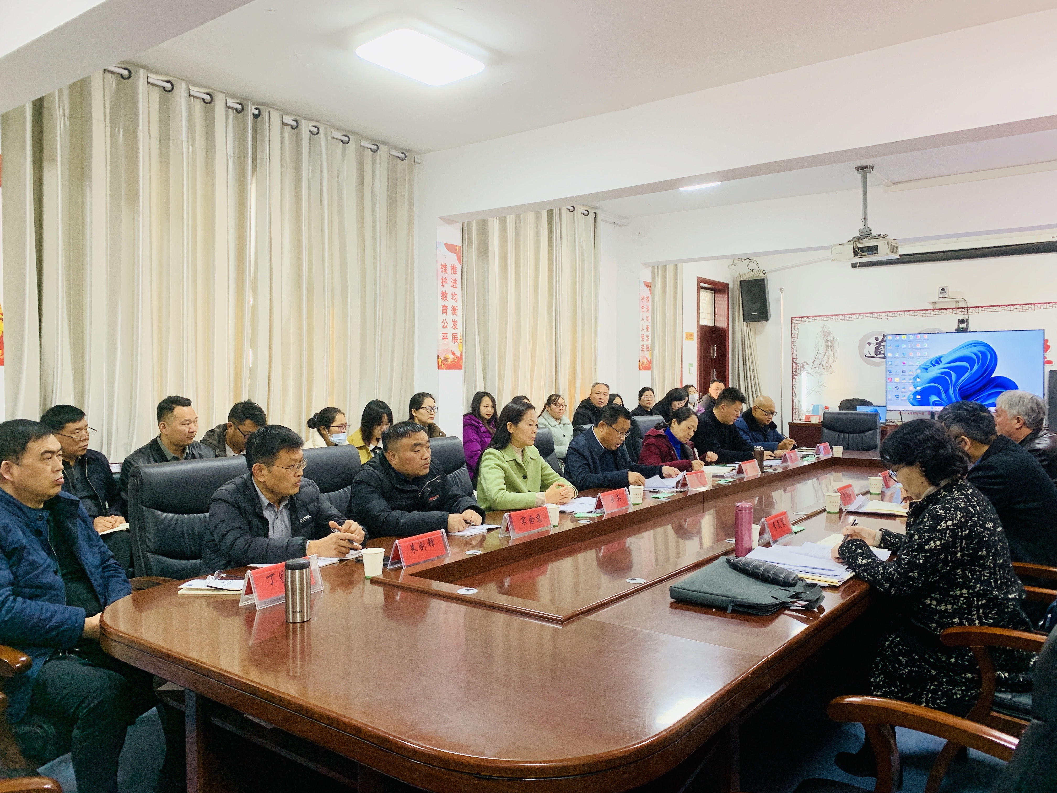 河南省教育厅项目县建设视导组莅临民权县开展专项视导工作