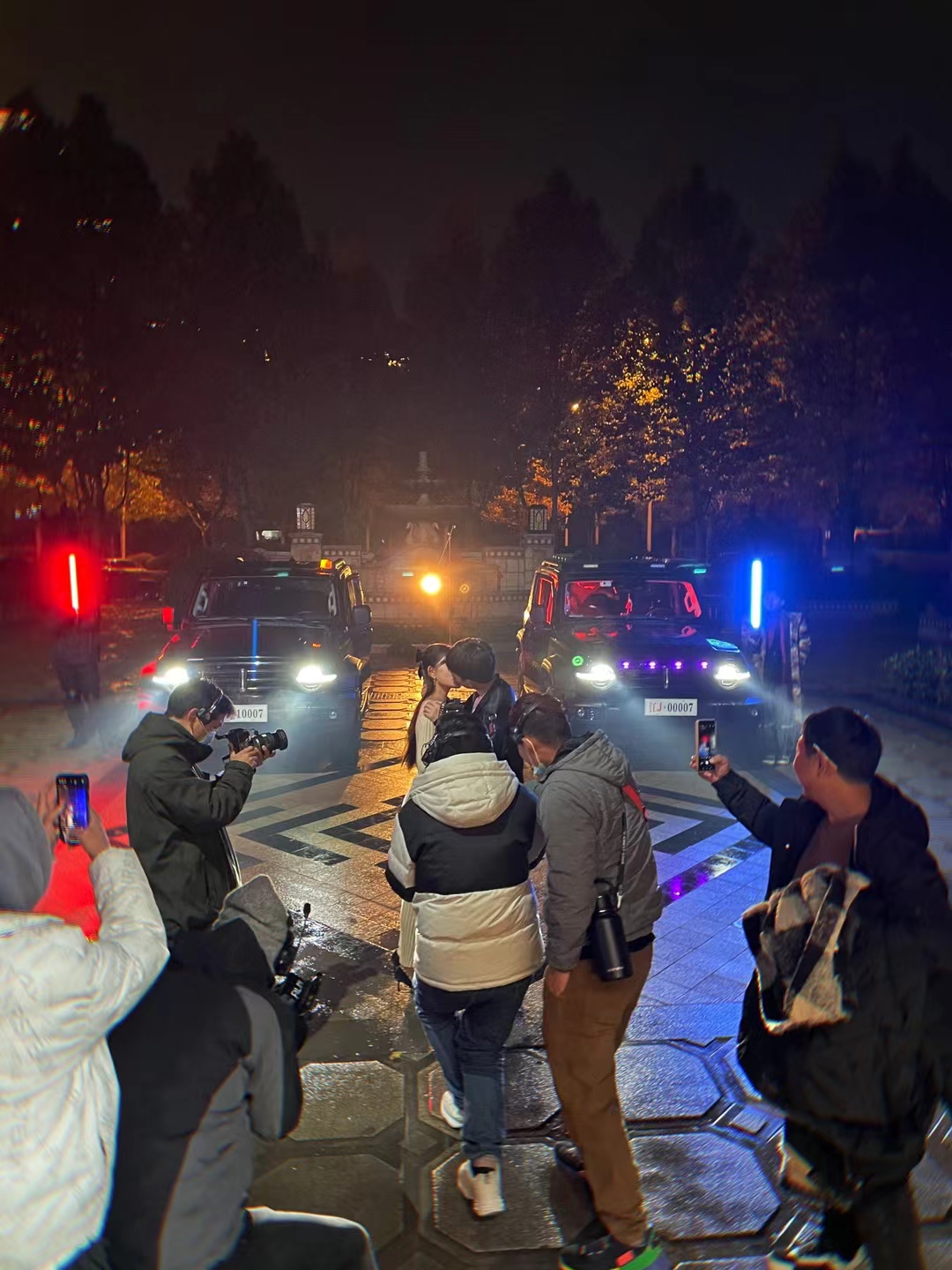 搬运火爆短剧，探索其魅力与影响