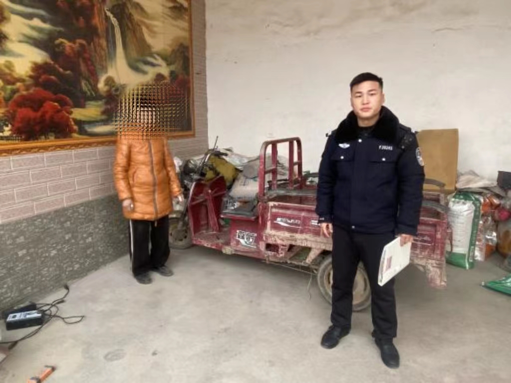 群众“大意”丢车 民警意外“找回”