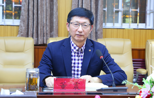 新闻中心>映象新闻>正文>学校生物组付祥老师从种植课程的概况,进展