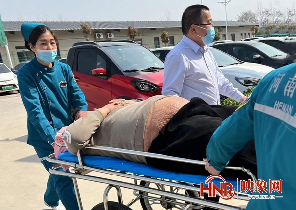 从抗拒就医到重获新生 周口一超级肥胖00后男孩的蜕变之路
