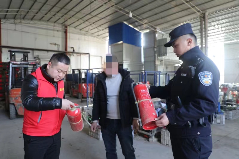 打造专业“义警”队伍 守护群众菜篮子