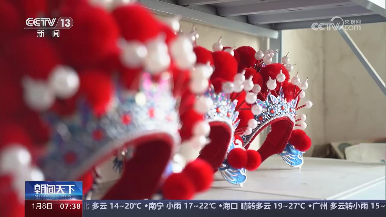 【央視關(guān)注河南許昌】民俗產(chǎn)品熱銷 感受濃濃年味