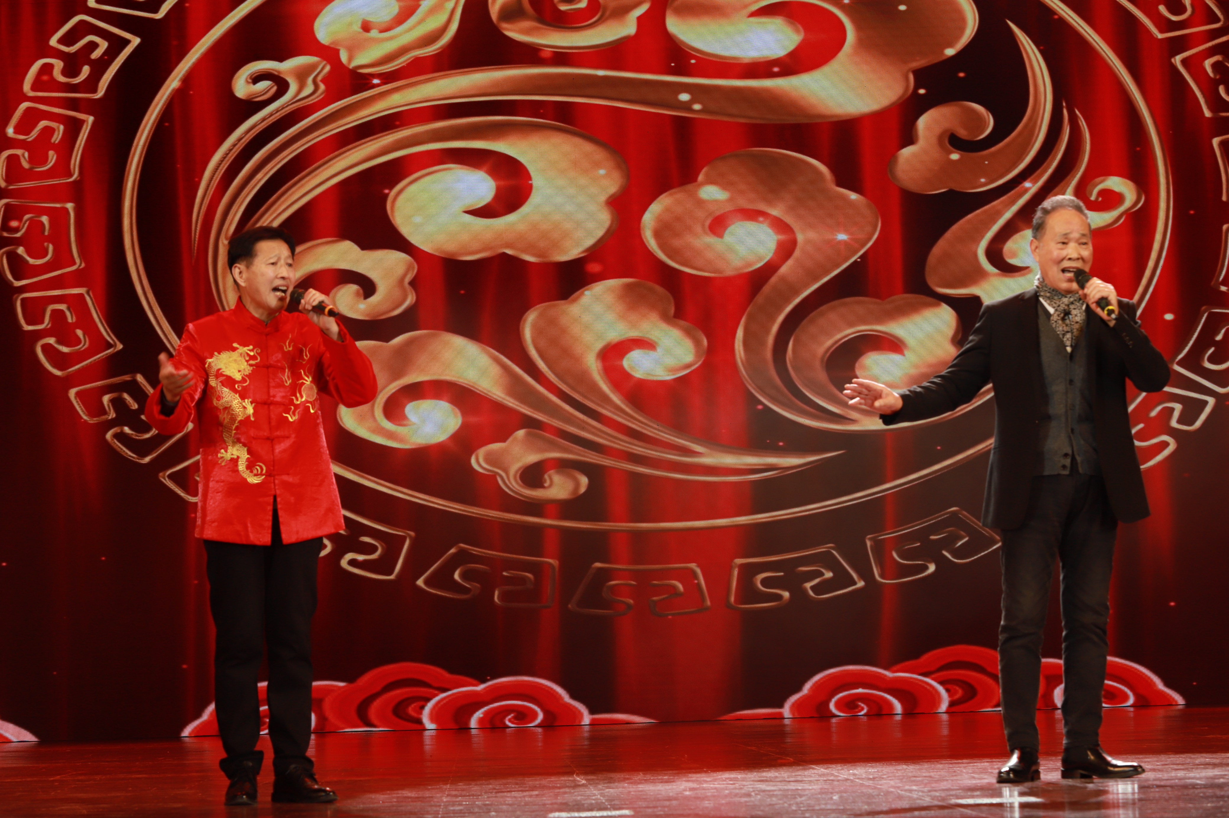 "金牛之夜"河南综艺名家迎新春晚会圆满成功