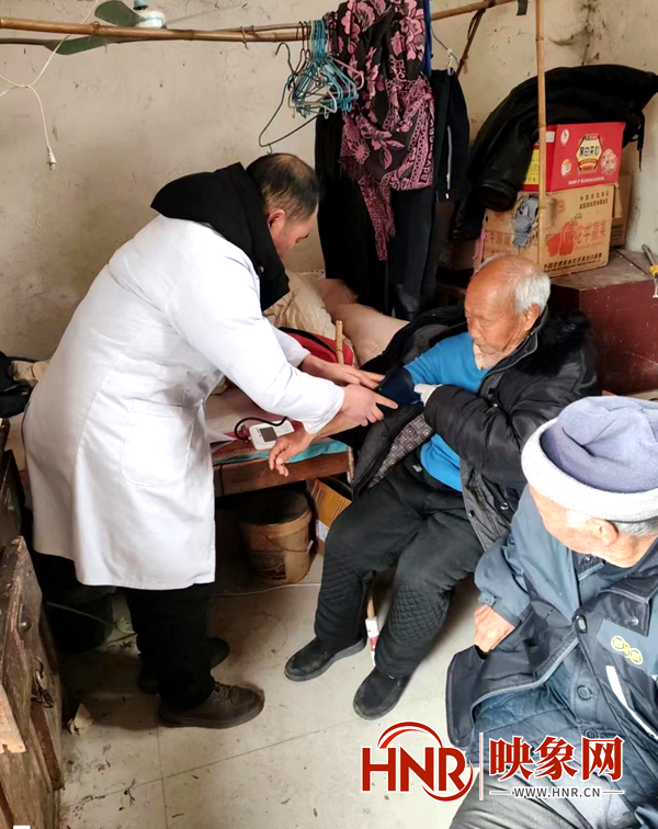 唐河县古城乡卫生院开展入户走访活动