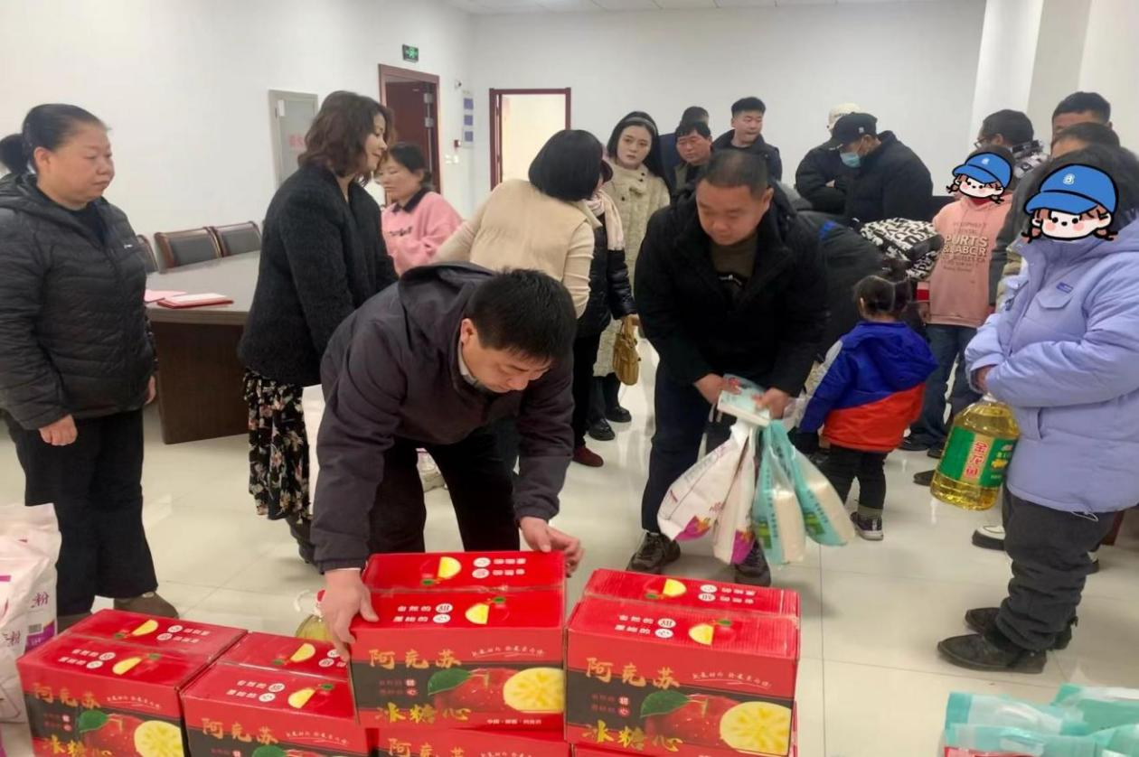 爱心凝聚力量共筑大爱桥梁开封示范区开展春节慰问活动