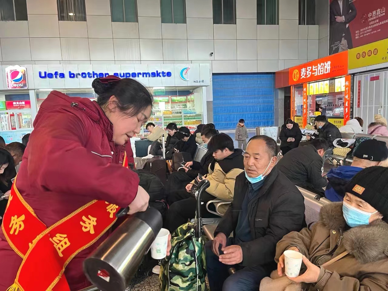郑州铁路停运245对高铁列车