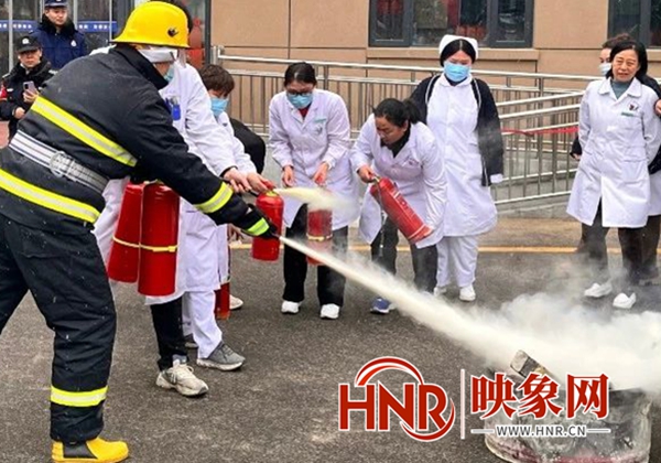 紧绷安全弦——南阳市眼科医院邀请消防大队做专业培训及演练