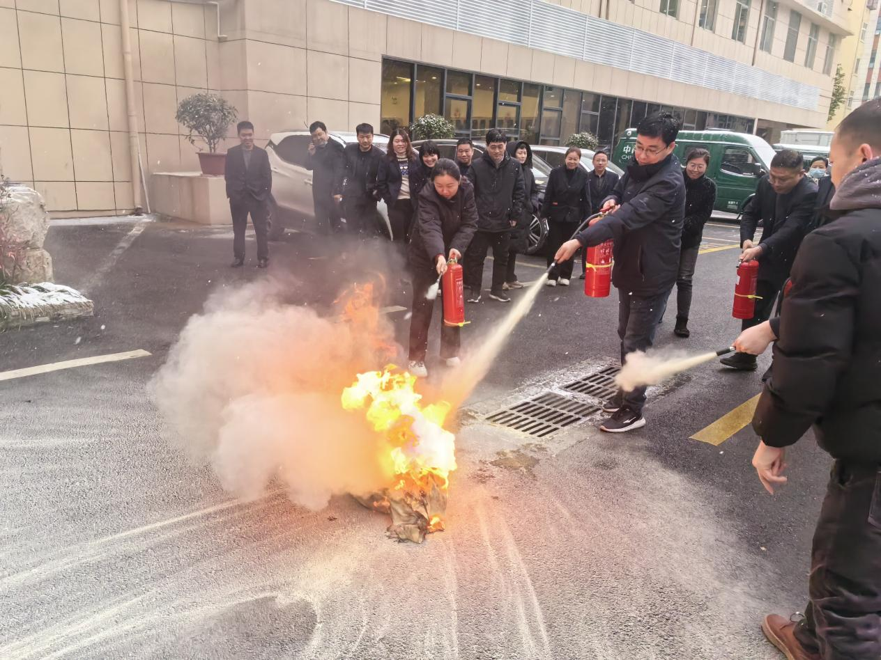 邮储银行平顶山市分行开展消防安全演练