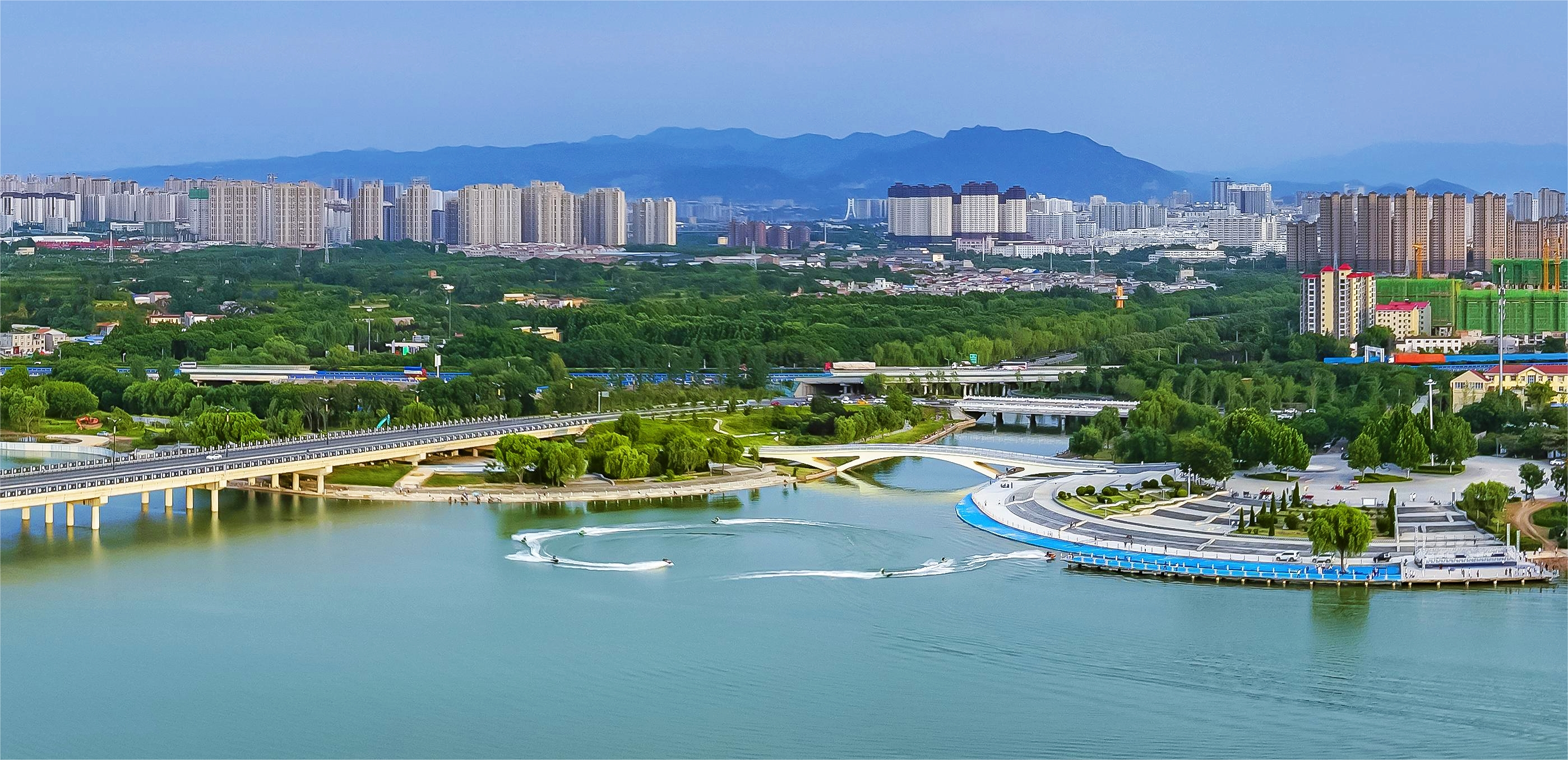 巩义成为全省首个千亿县