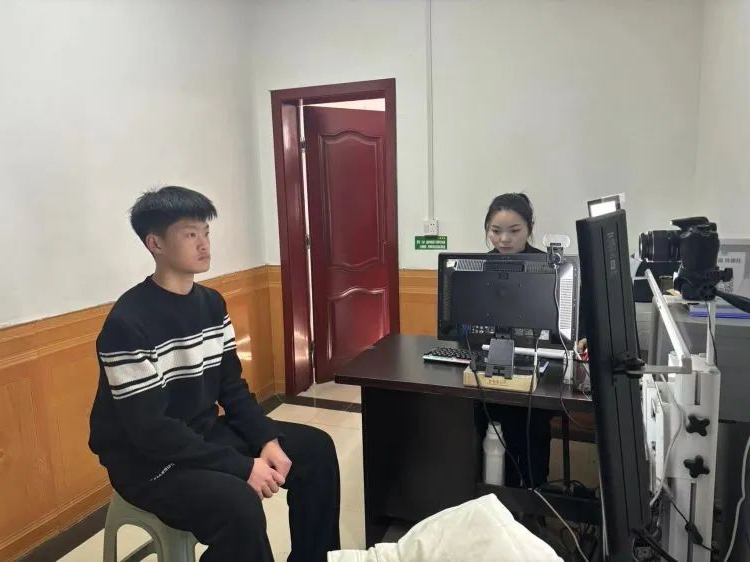 春节期间,全体民辅警舍小