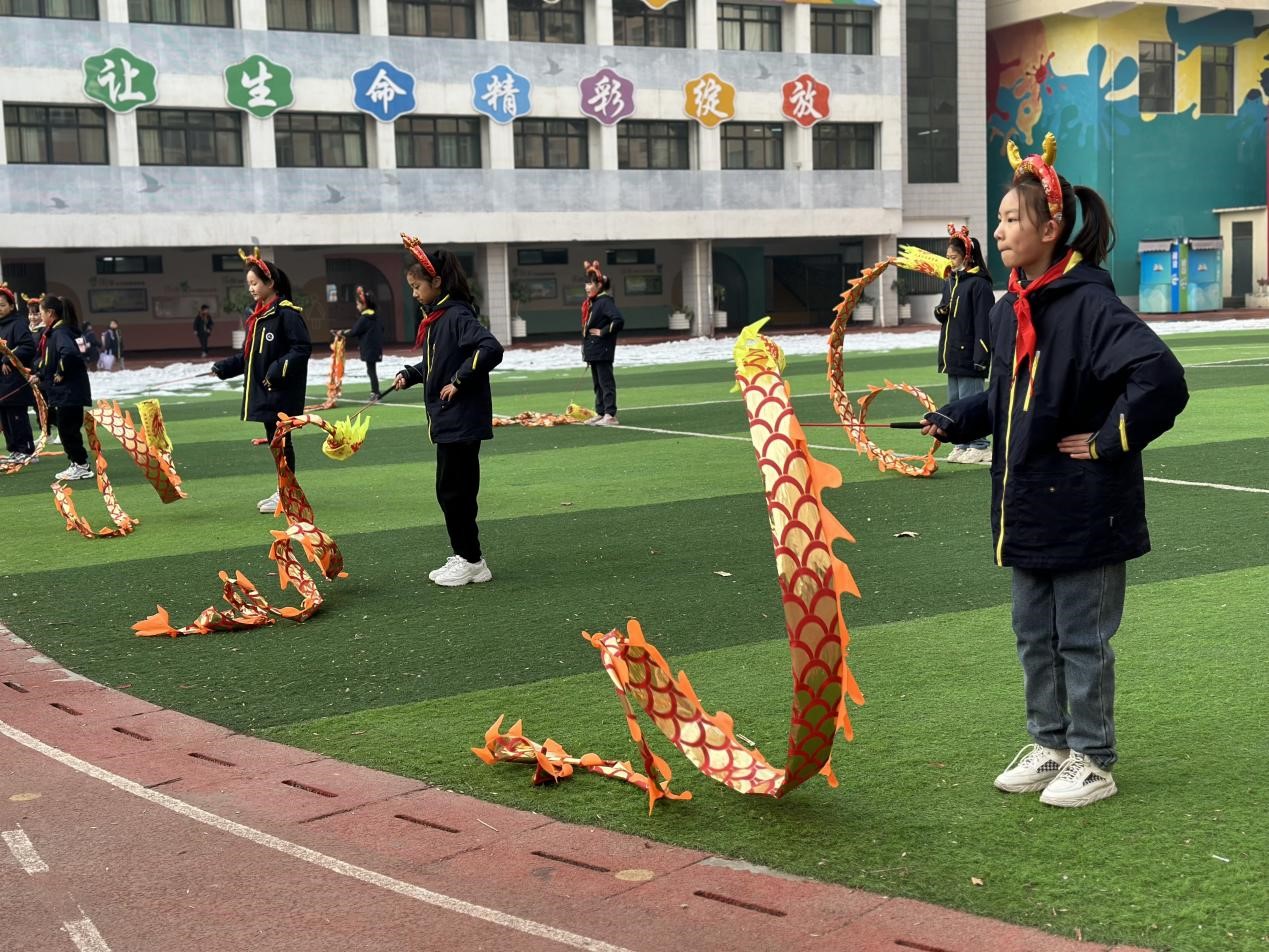 我们都是中国龙经三路小学2024年春季开学典礼