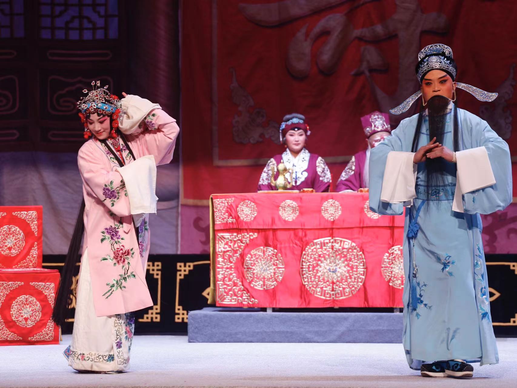 大爱剧团曲剧三女拜寿在郑州大剧院圆满上演