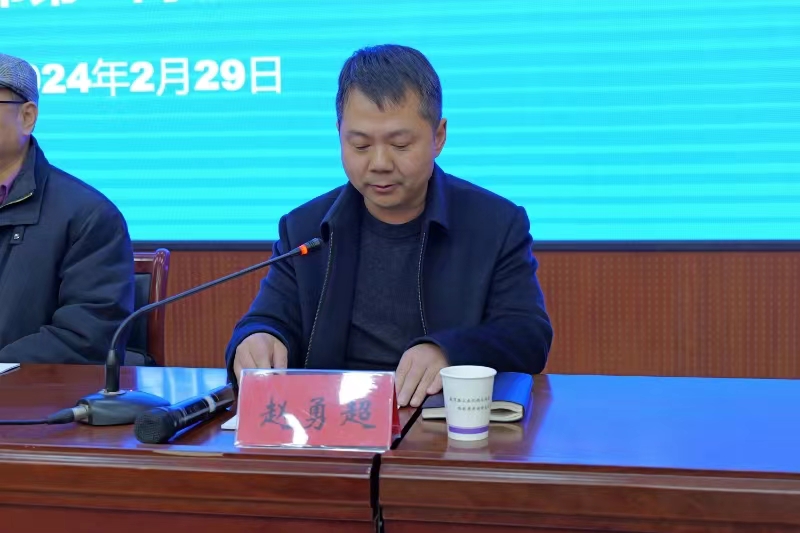 原洛龙区教育局局长,原洛阳市第一高级中学校长张欣在培训中强调,本次