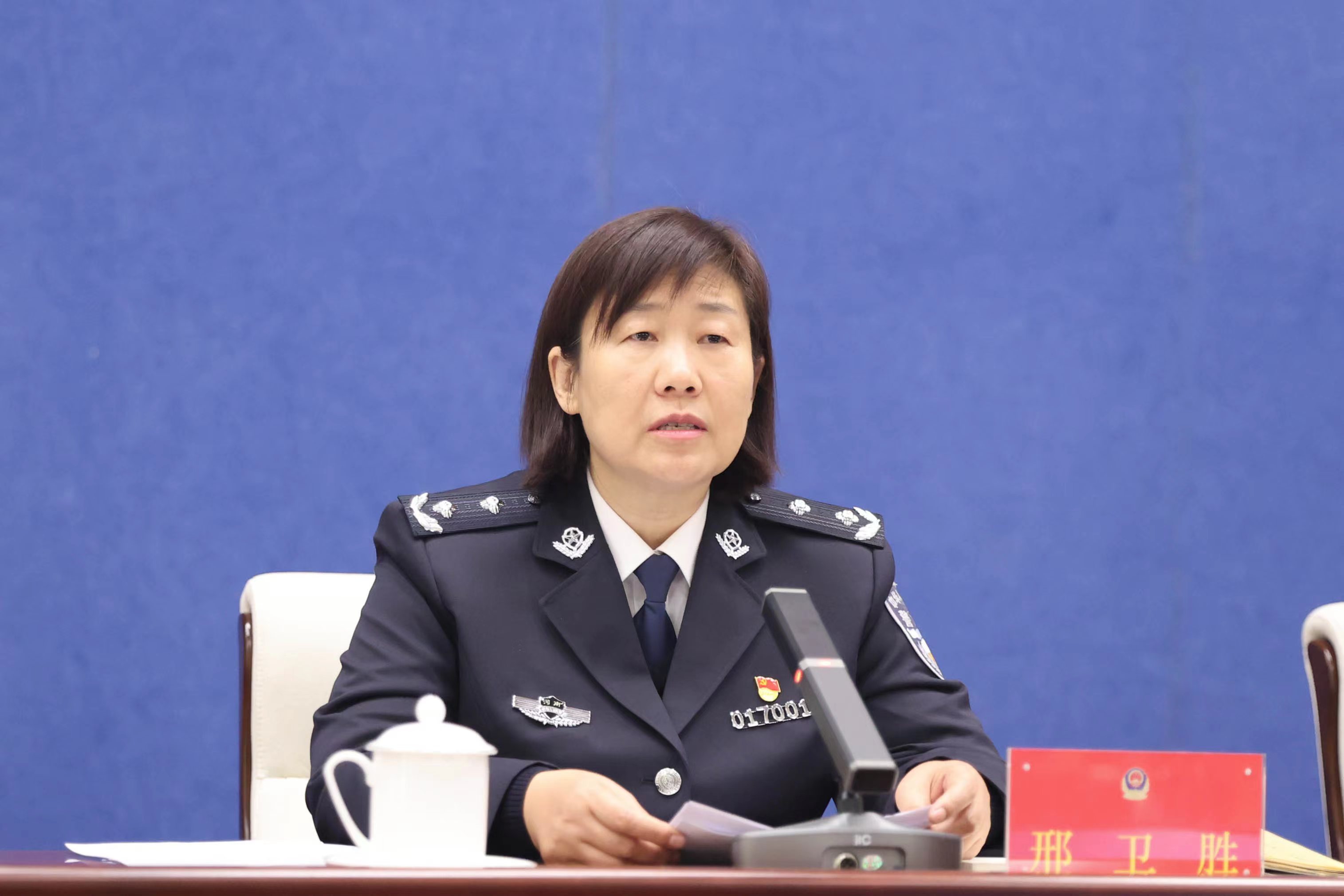 传达学习了开封市委书记高建军,市委副书记,市长李湘豫和市委副书记