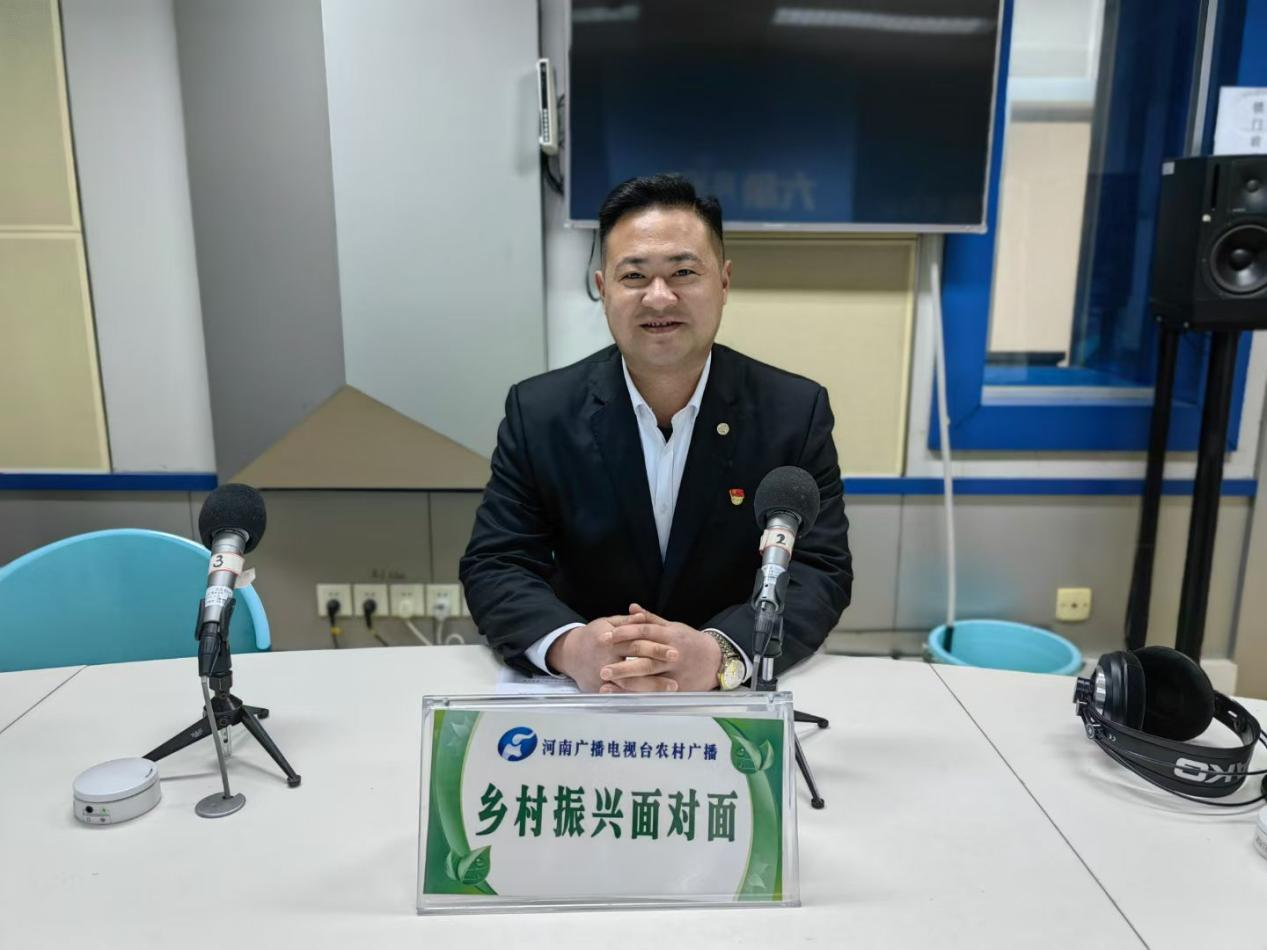 周口市郸城县汲冢镇陆庄村村委主任陆刘伟传统"老工艺"为乡村振兴注入