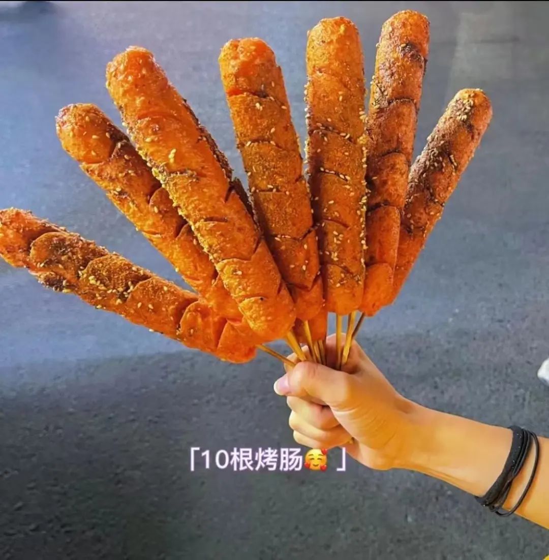 街边3元烤肠烤褂卸嗌偃?-大象网