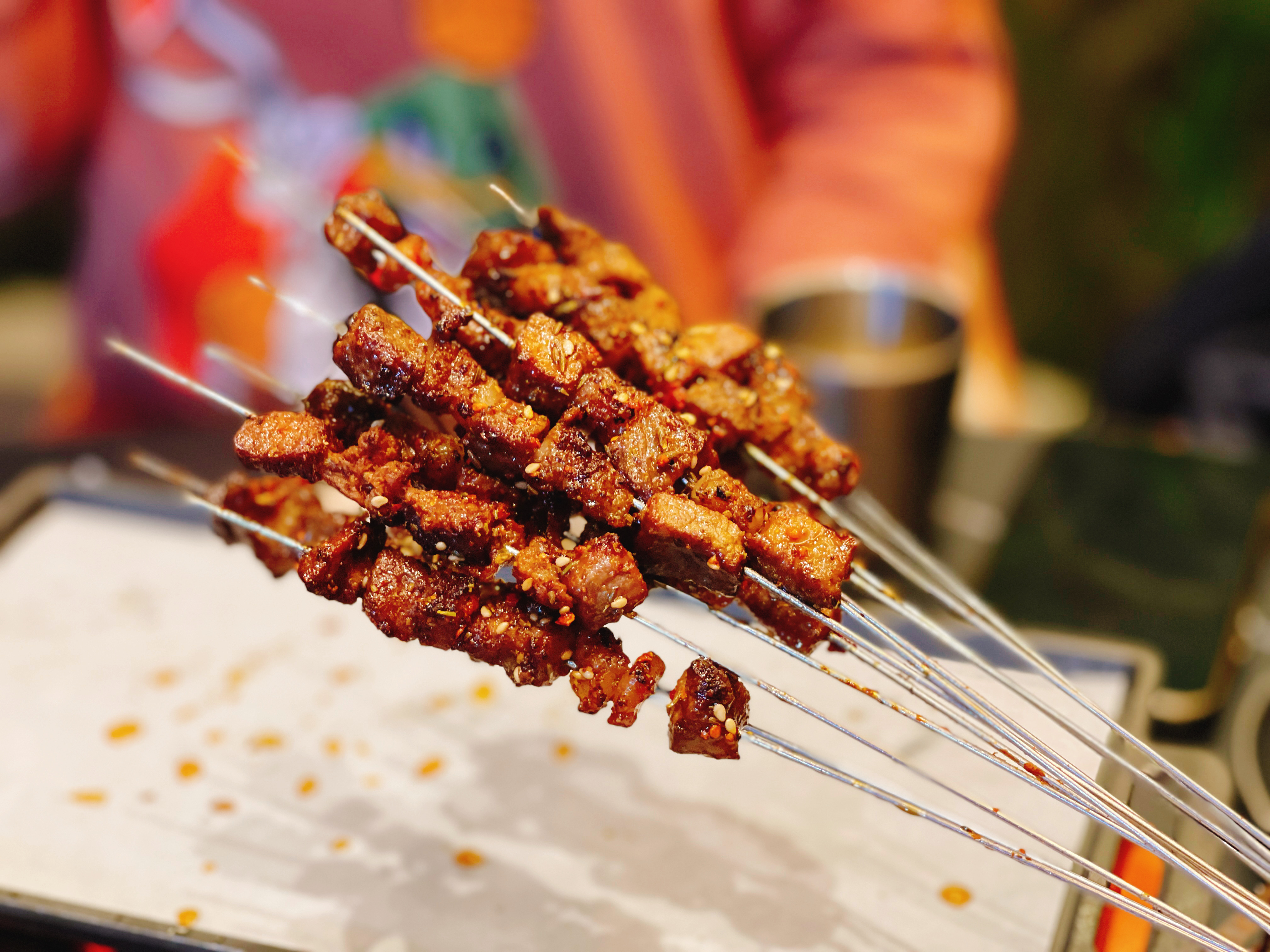 《繁花》中的黄河路保卫战,一把火烧到了郑州-大象网