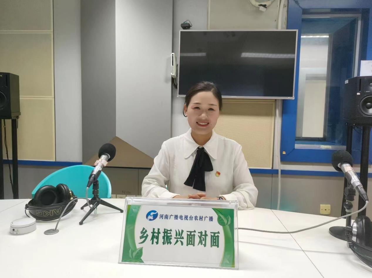 商丘市柘城县惠济乡荣堂村村支部书记,村委主任安颖特色农业助推村