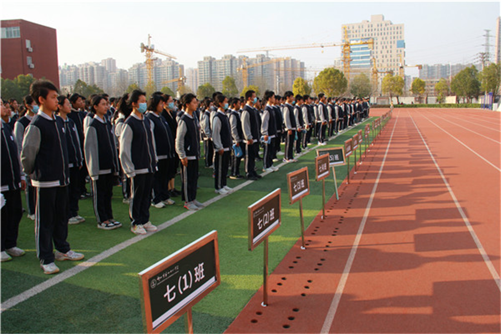 郑州市第四十八中学消防演练防患未然平安校园师生共建
