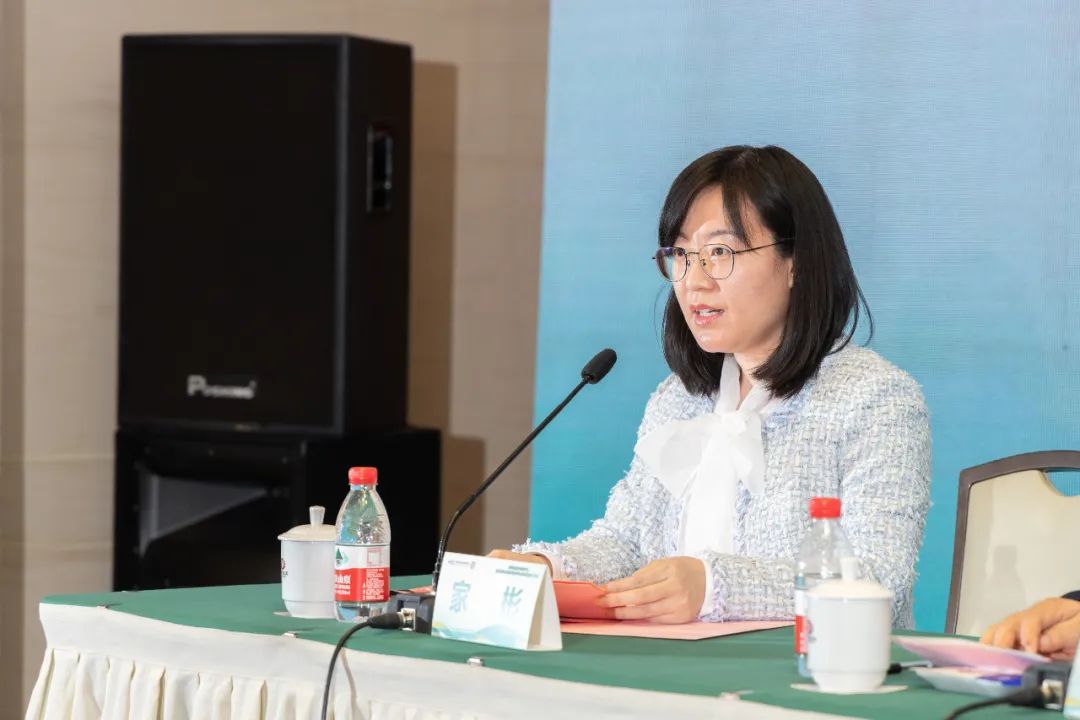 经现场选举,郑州大学第一附属医院泌尿外科医学部主任张雪培教授担任