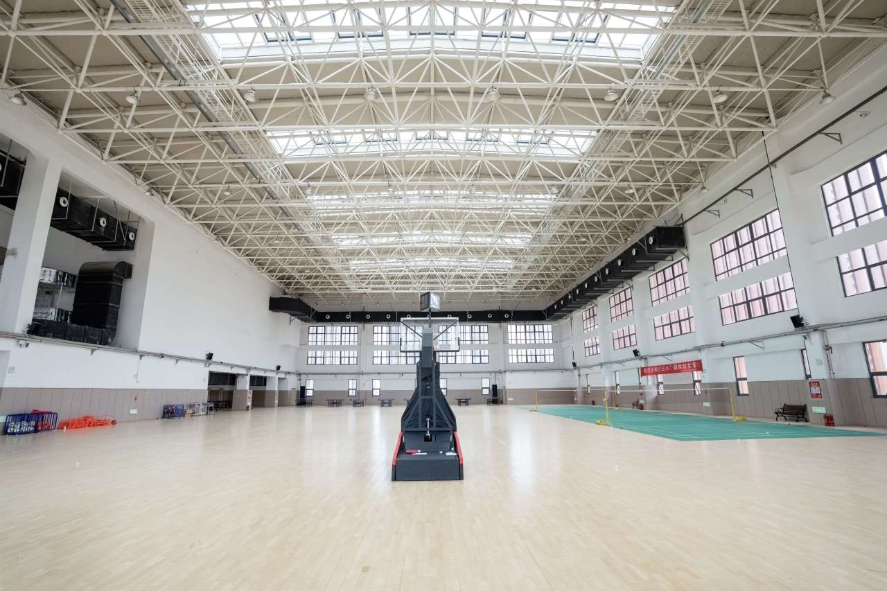郑州航空港外国语高级中学(郑州外国语学校航空港校区)具有后发优势