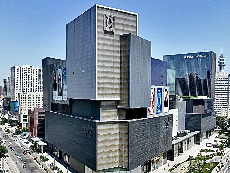 92岁的"7点总裁"| 独家专访丹尼斯集团创始人王任生-大象网