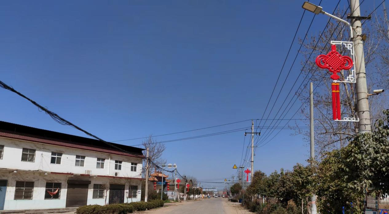 郑州航空港区洧川镇月亮湾里笑声朗