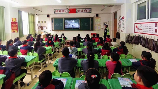 武陟:开展"全国中小学安全教育日"主题宣传活动-大象网