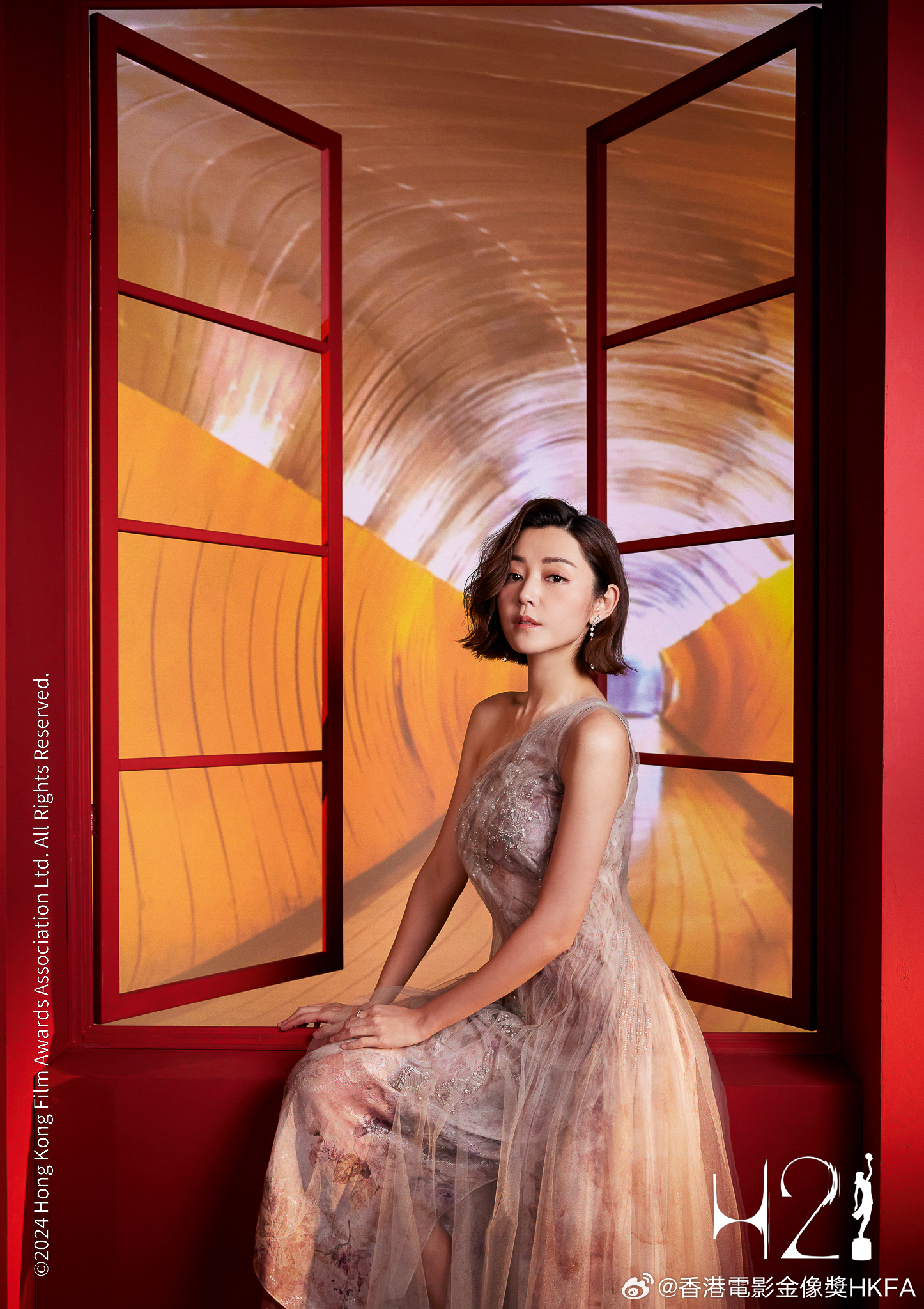 入围作品:《不日成婚2》「最佳女主角」候选人:卫诗雅《4拍4家族》是