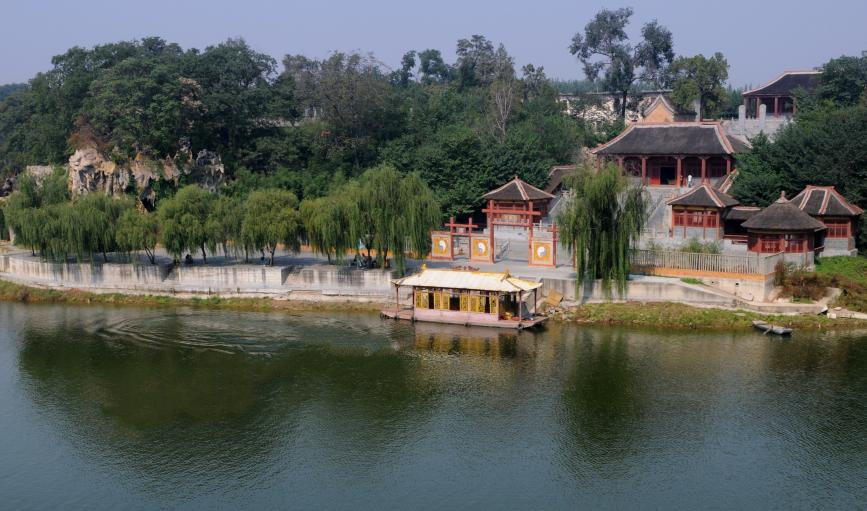 (新密云岩宫内 明堂之上 黄帝与岐伯坐而论医处)(岐黄文化园)截至目前