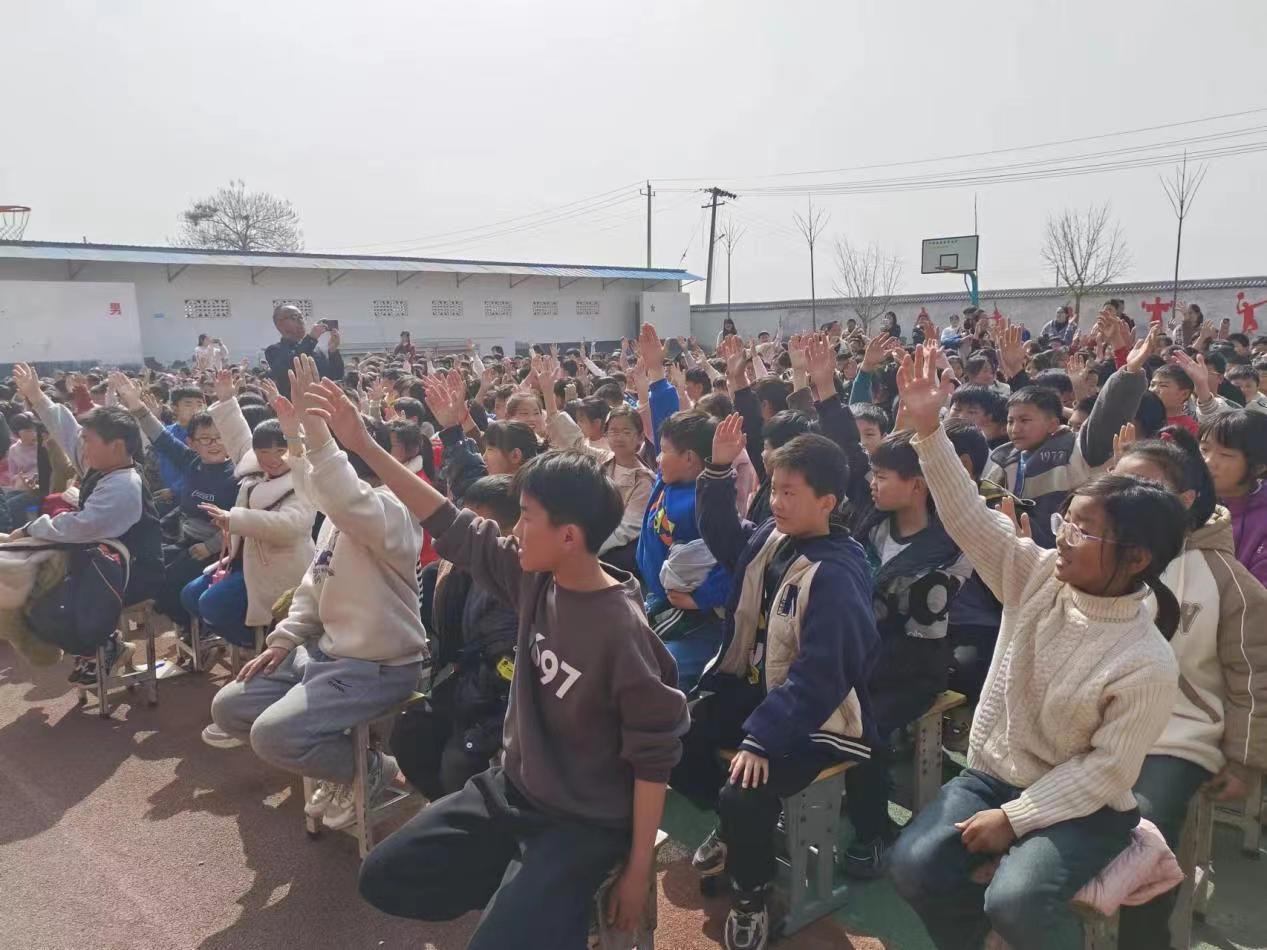 杞县县委网信办开展"网络辟谣来护航 携手护苗助成长"活动-大象网