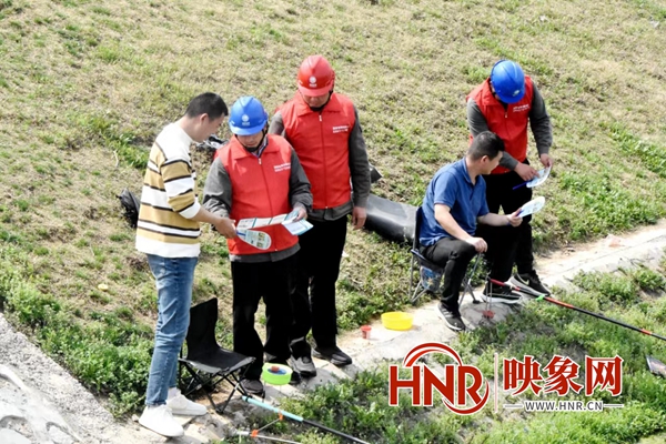国网平舆县供电公司：严防线下垂钓 筑牢安全防护网