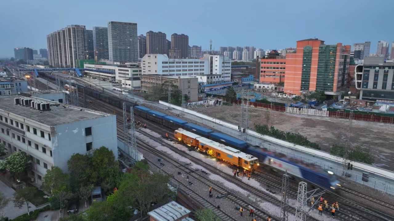 今日起国铁集团郑州局管内京广铁路 第一阶段集中修全面启动-大象网