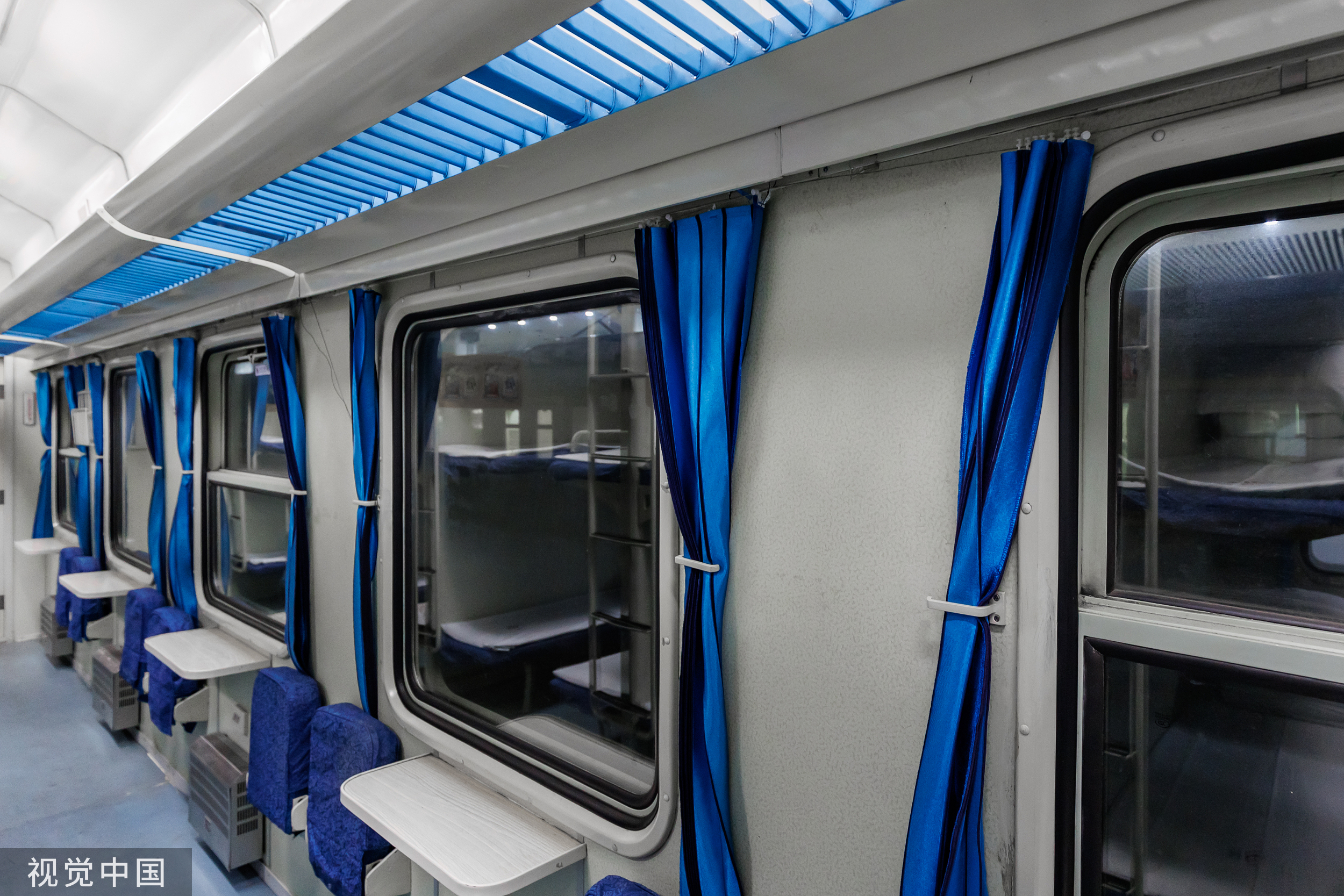 中听| 火车卧铺"挂帘围私"是观念变化,不该被道德审判-大象网